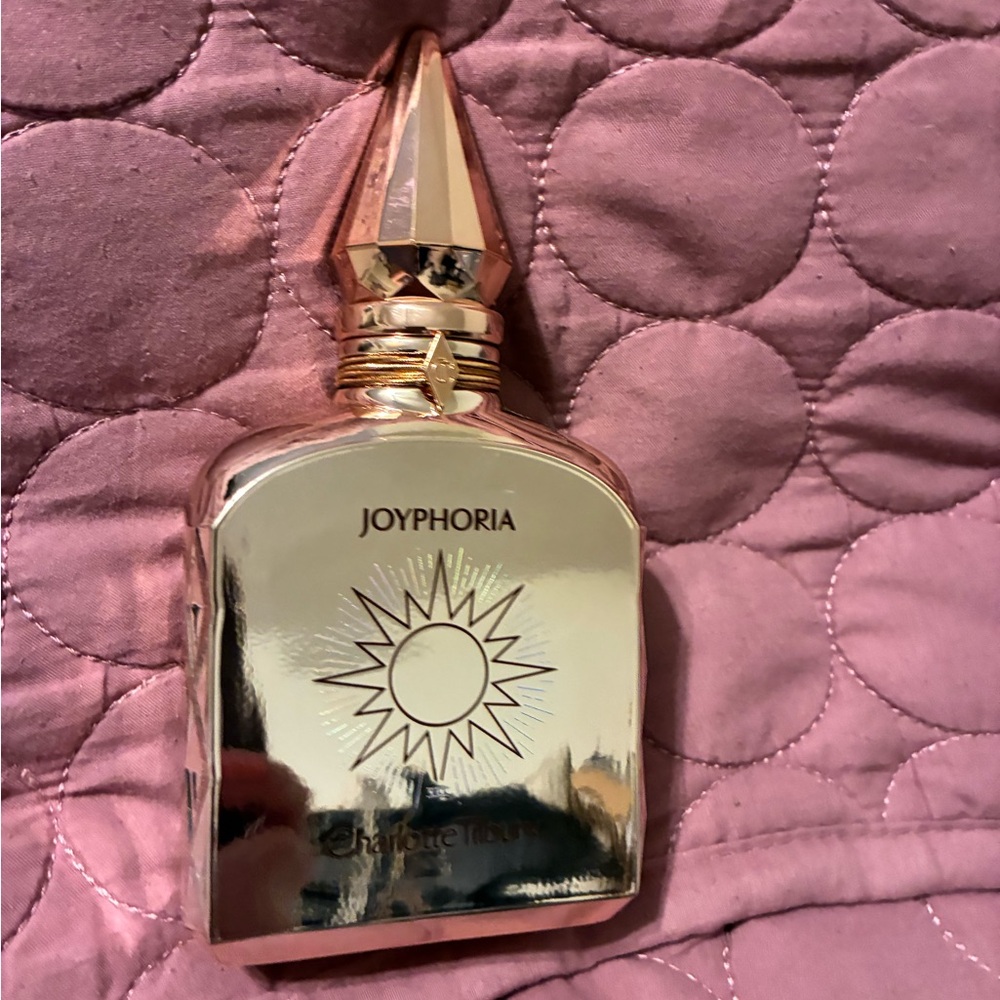 Charlotte Tilbury Joyphoria Perfume *new*